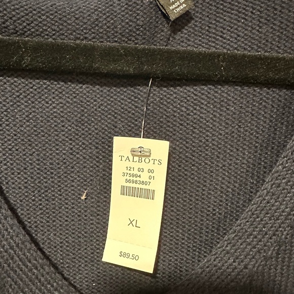 talbots extra large, navy blue with white stars sweater vest - Picture 4 of 4